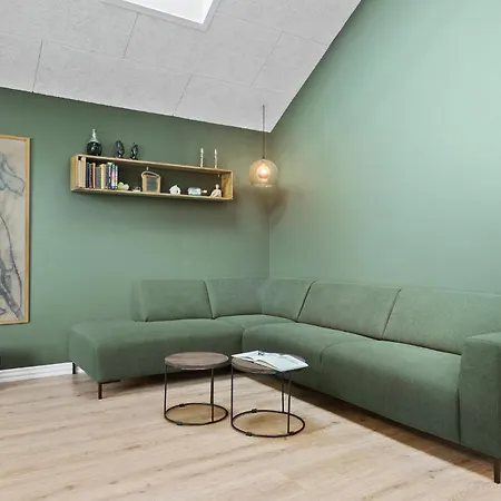Cozy In With Kitchen 度假居 *